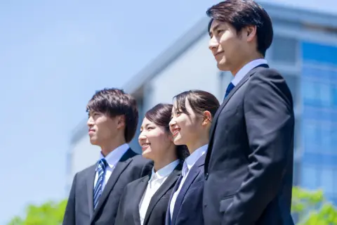 少子化の今「新卒採用」はどれだけ難しい？ 2024年の出生数は「70万人割」で過去最低!? 今後の「人事採用」はどうなっていくのか