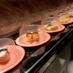 家族4人で「スシロー」に行くと、毎回の会計は8000円ほど！ 友人が「株主優待券」を使っていて気になるのですが、自分で「株」を持つにはいくら必要なのでしょうか？